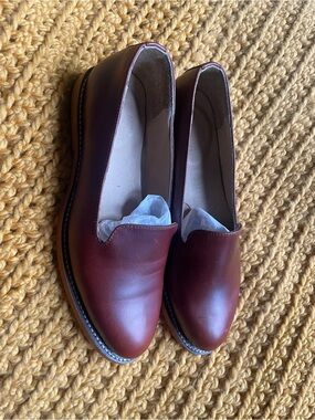 Miles and Louie Women's Goodyear Welt Leather Loafers
